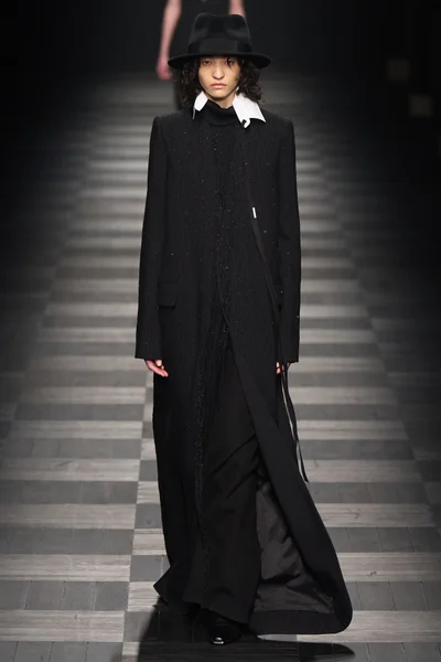 Look 36